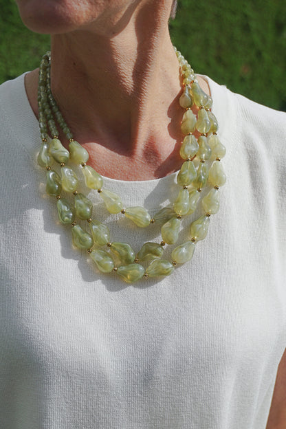 Gros collier kaki multi rangs