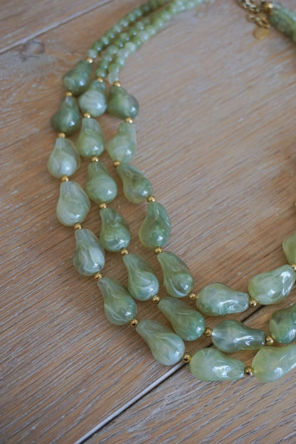 Gros collier kaki multi rangs