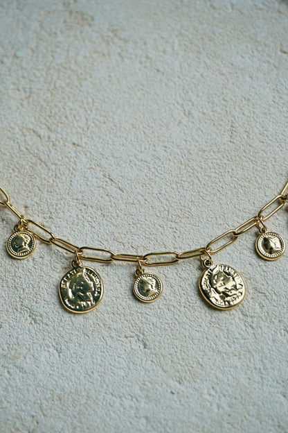 Collier doré pièces de monnaie