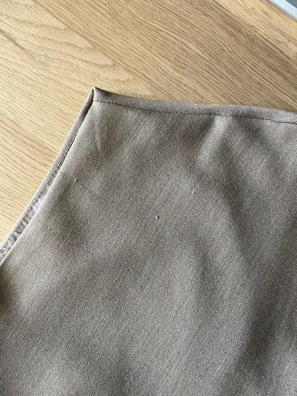 Ensemble costume taupe bouton doré PETIT DÉFAUT
