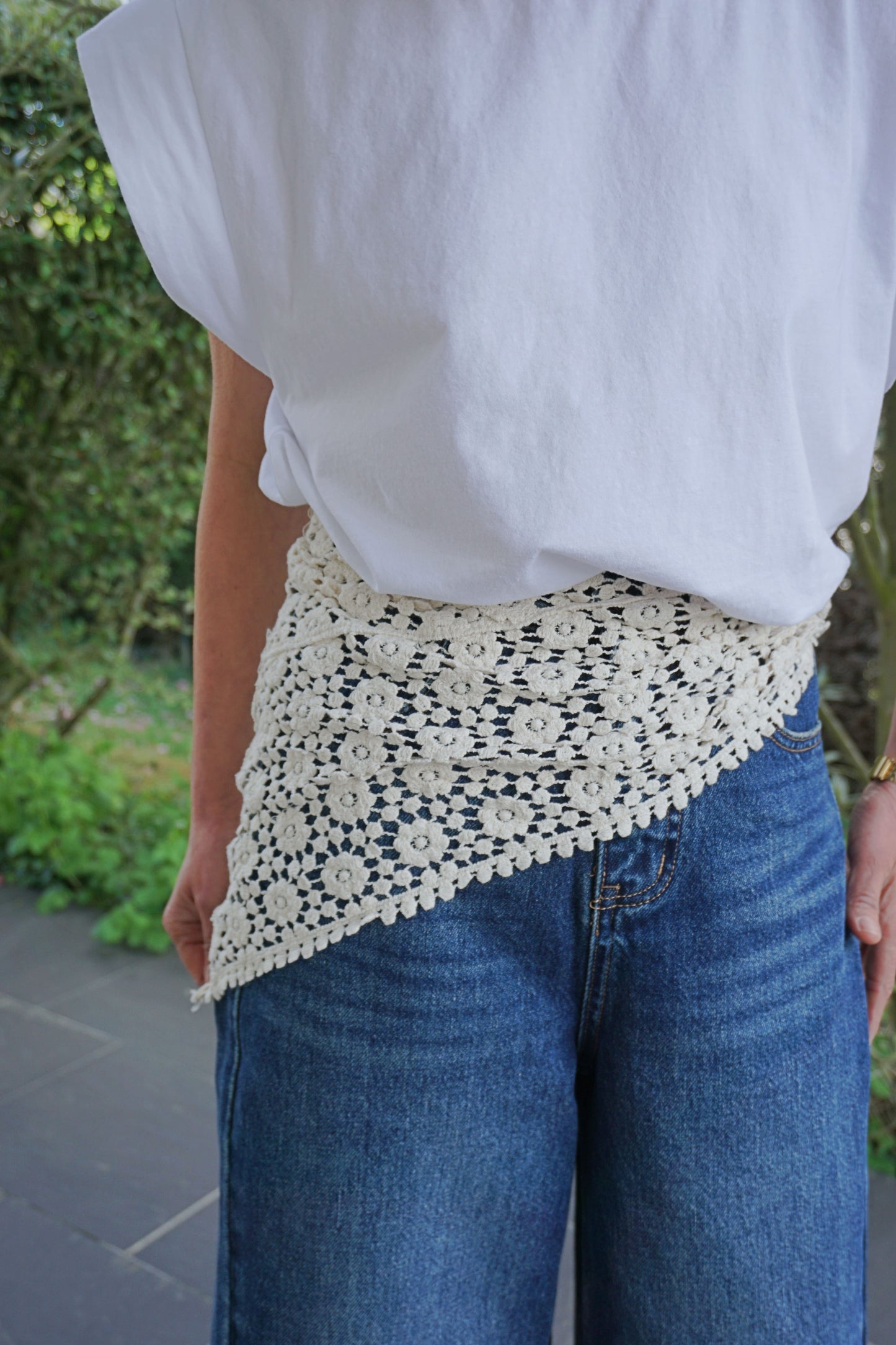 Foulard crochet asymétrique crème