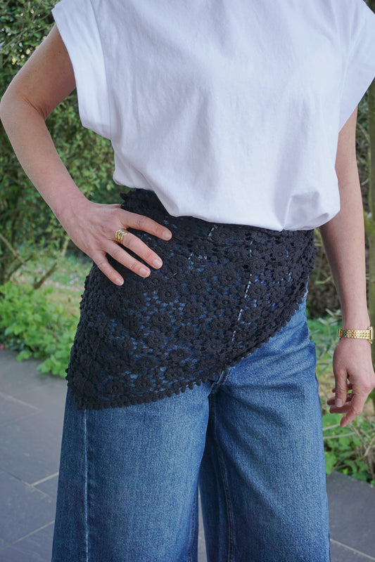 Foulard crochet asymétrique noire