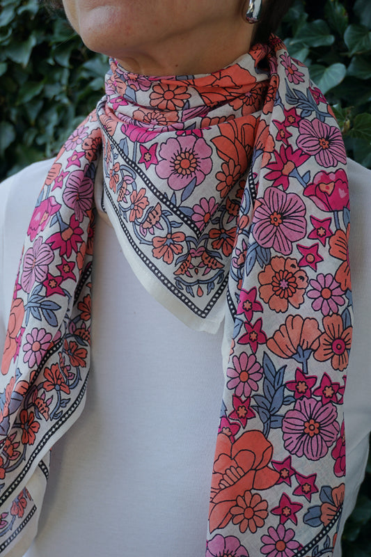 Écharpe fleurie liberty rose orange coton