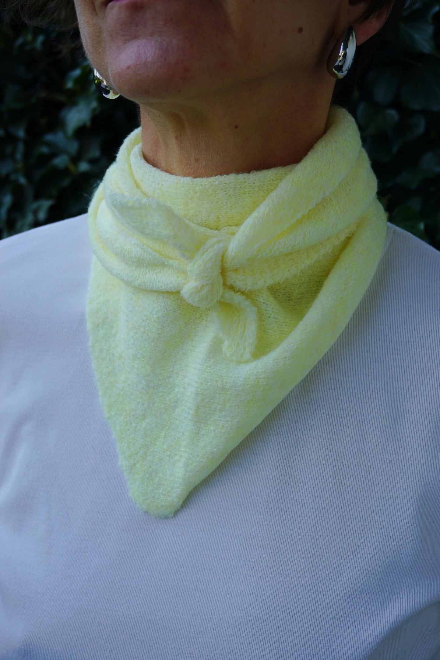 Écharpe Sophie Scarf triangle fine jaune