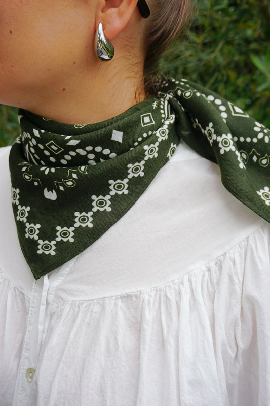 Foulard motif bandana kaki