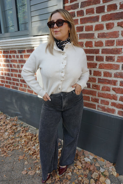 Gilet crème volanté maille
