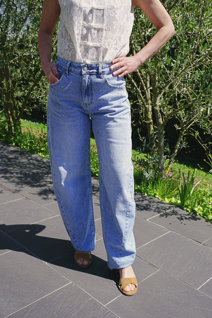 Jean barrel bleu clair ballon