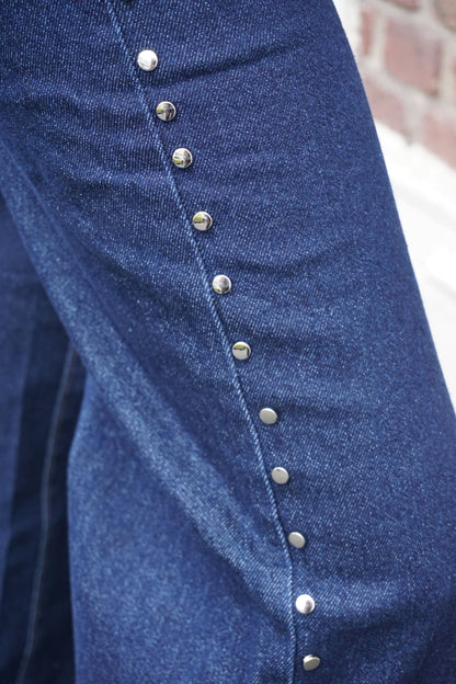 Jean bleu brut et clous wide leg