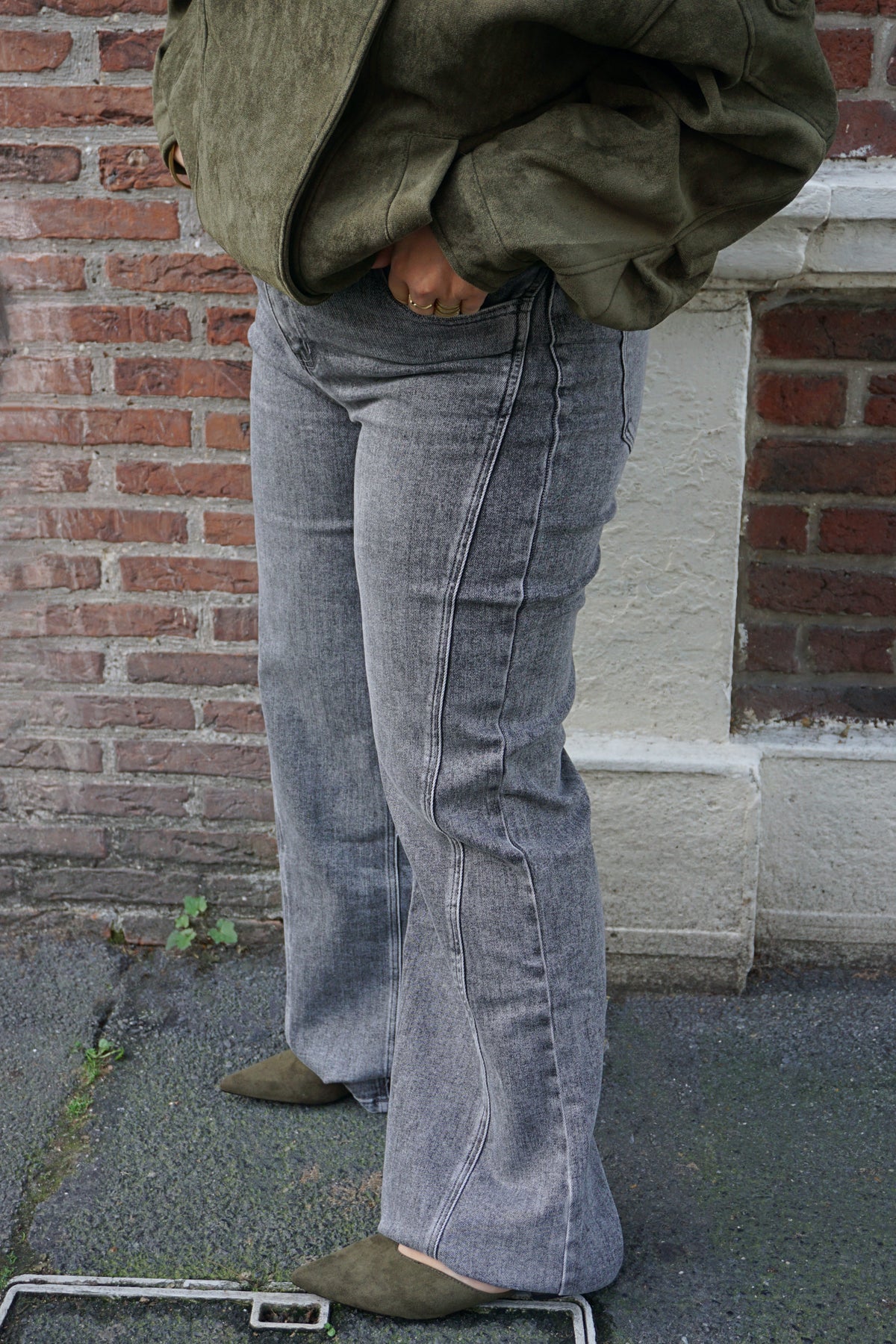 Jean wide leg empiècement gris