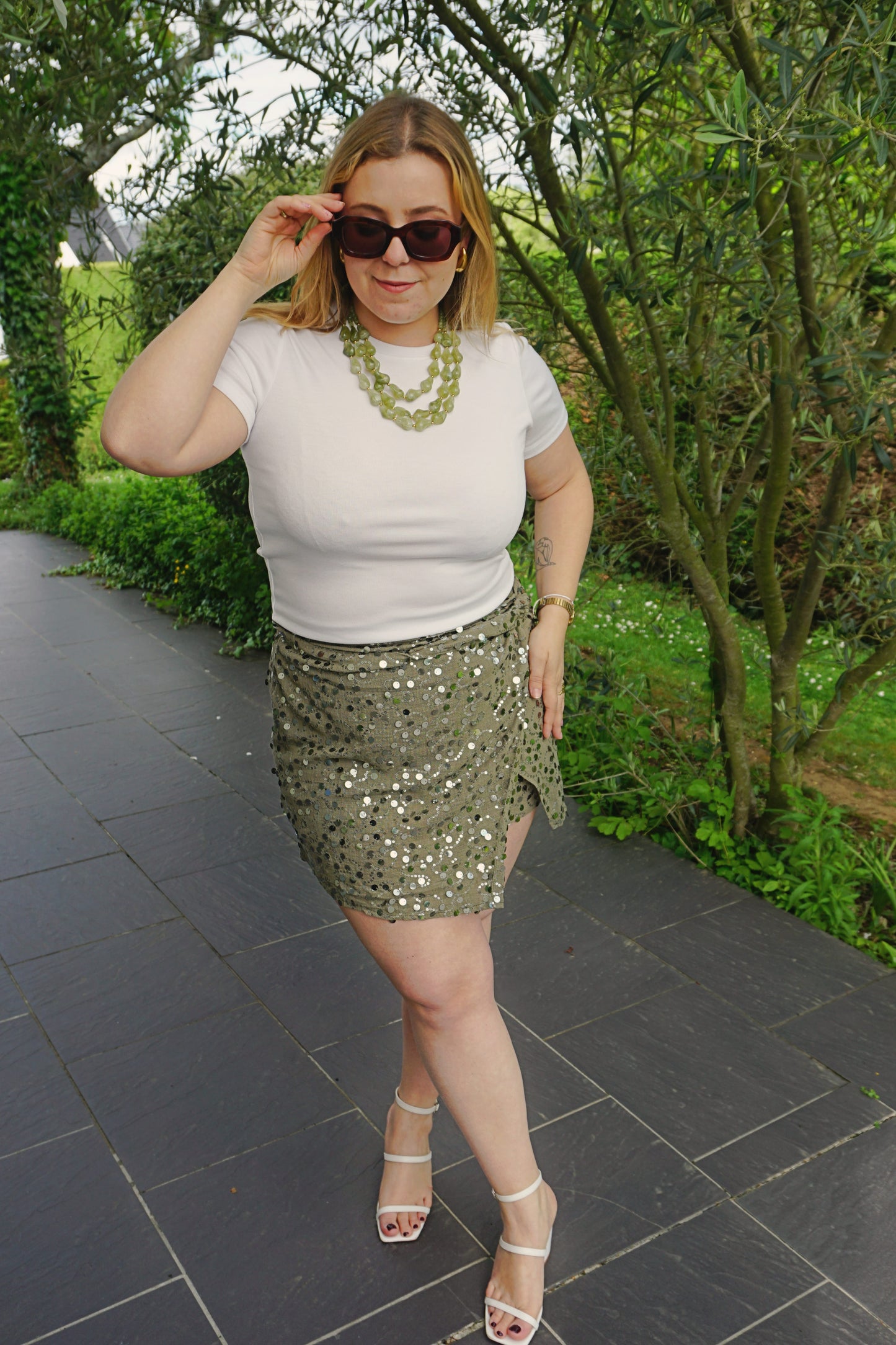 Jupe-short kaki à sequins