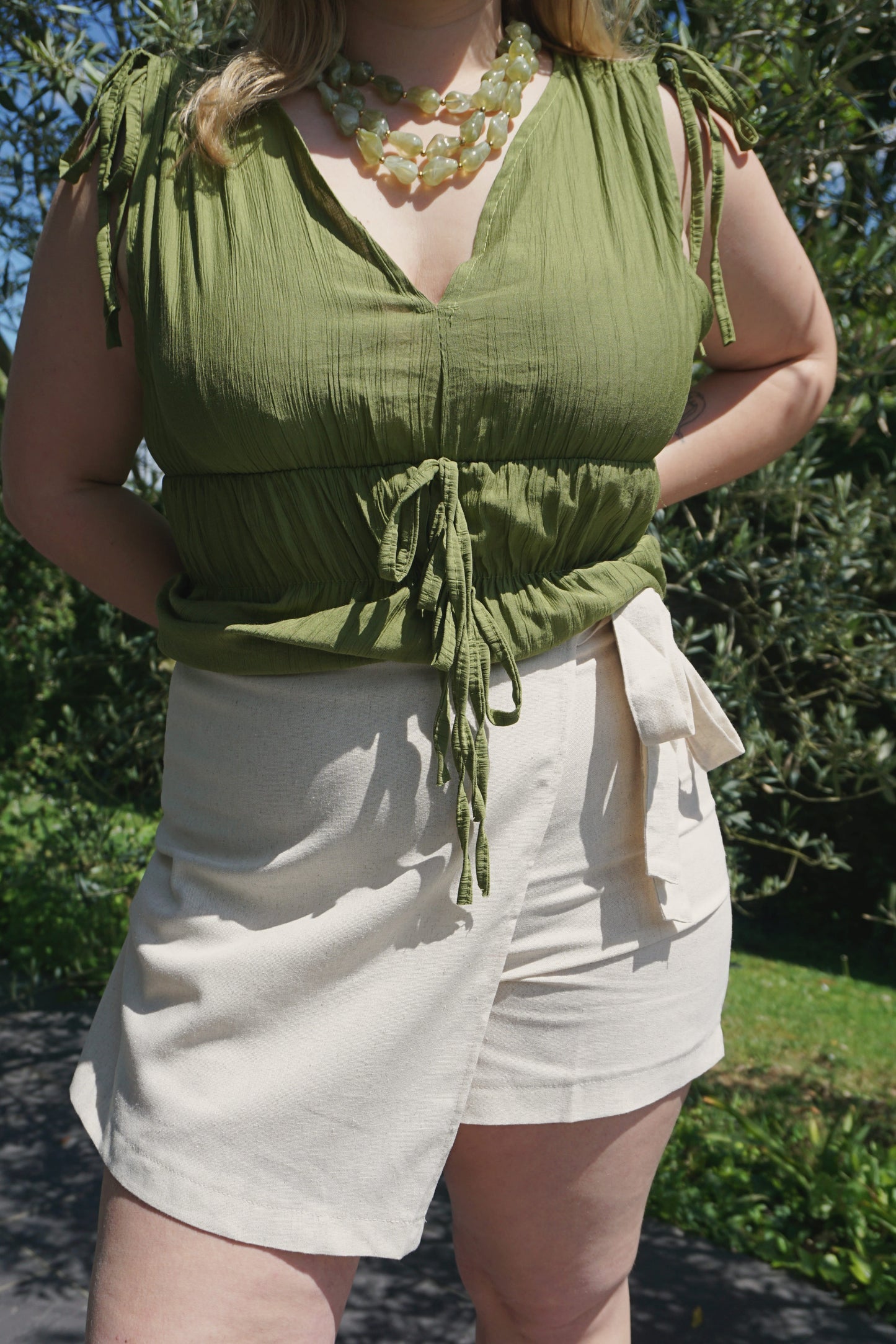 Jupe-short lin crème coupe portefeuille