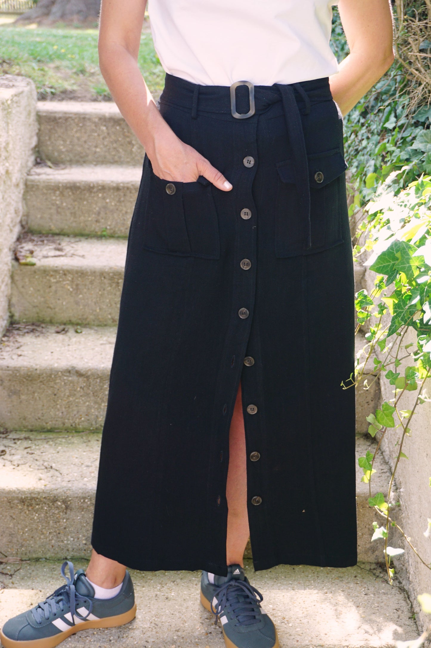 Long Saharan skirt with black linen