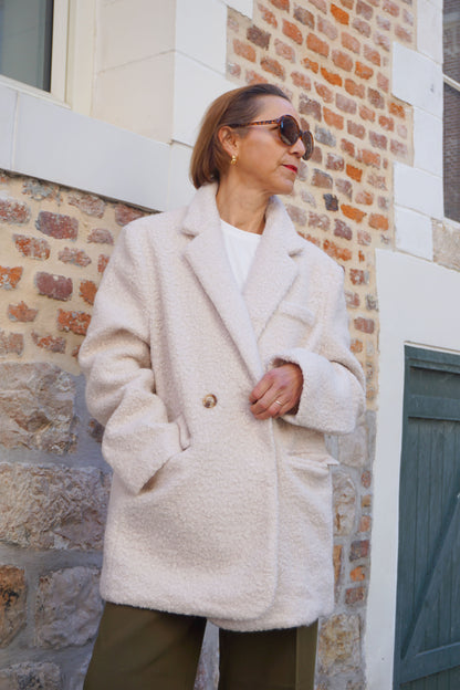 Manteau crème bouclettes