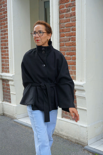 Manteau cape noire