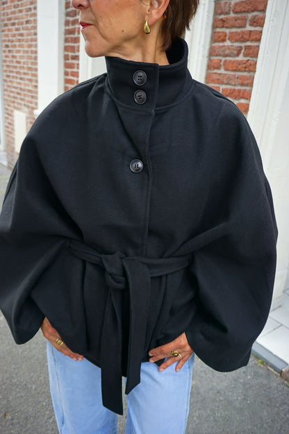 Manteau cape noire