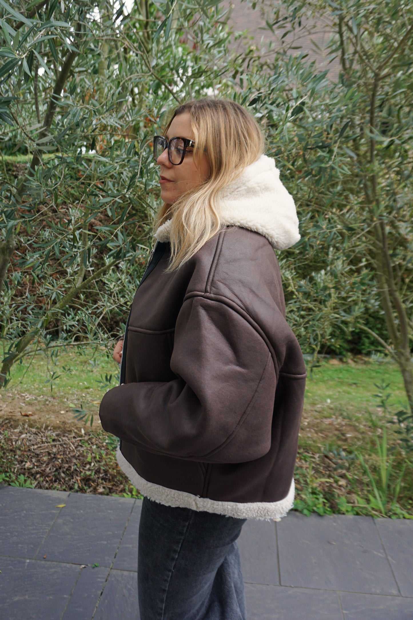 Manteau marron capuche teddy crème