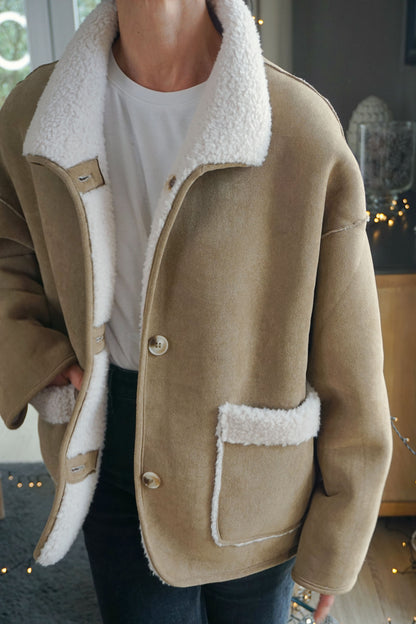 Manteau réversible effet daim et teddy