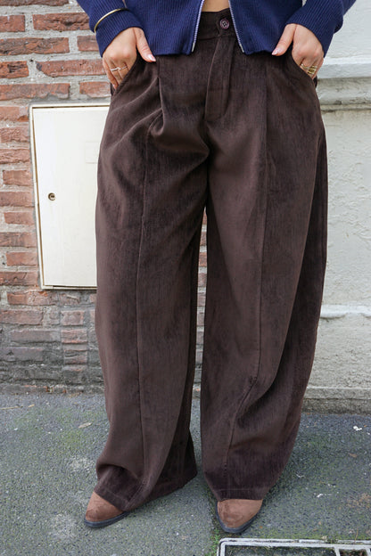 Pantalon barrel effet velours marron