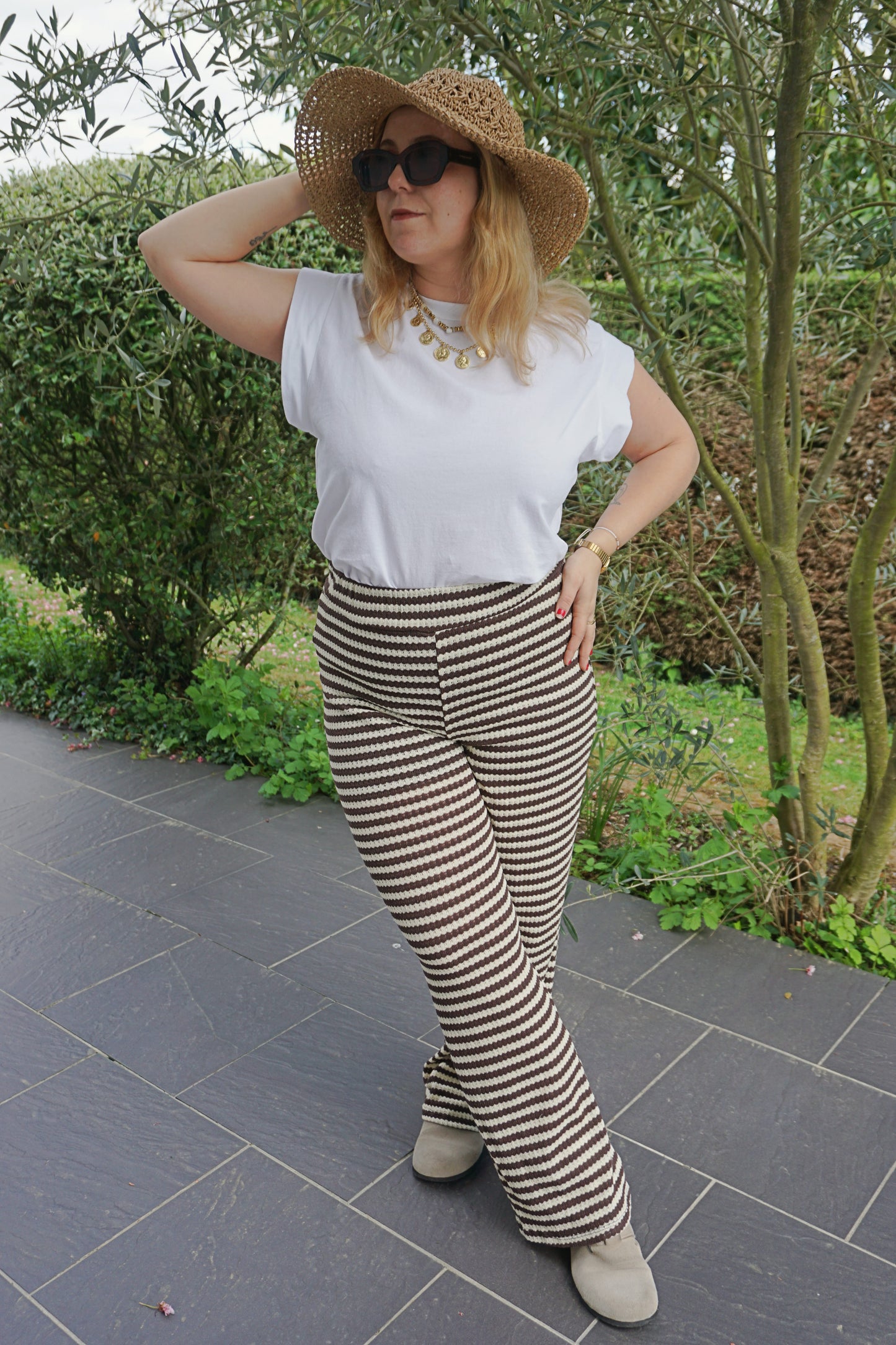 Pantalon crochet rayé marron et crème