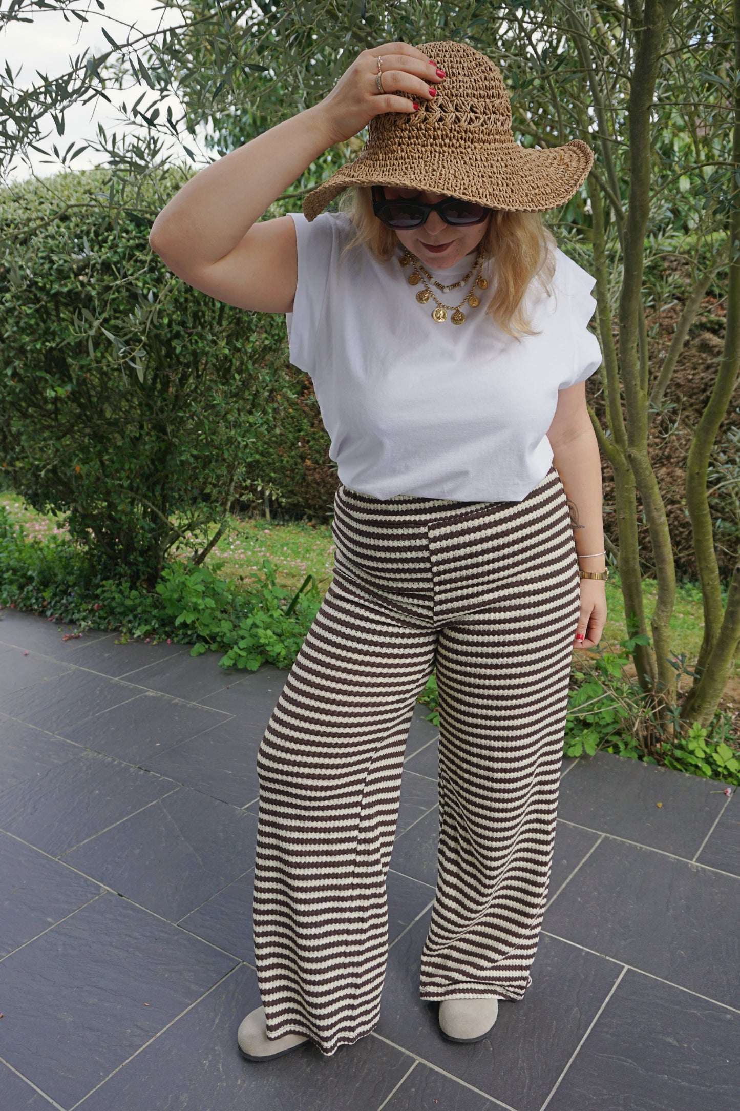 Pantalon crochet rayé marron et crème