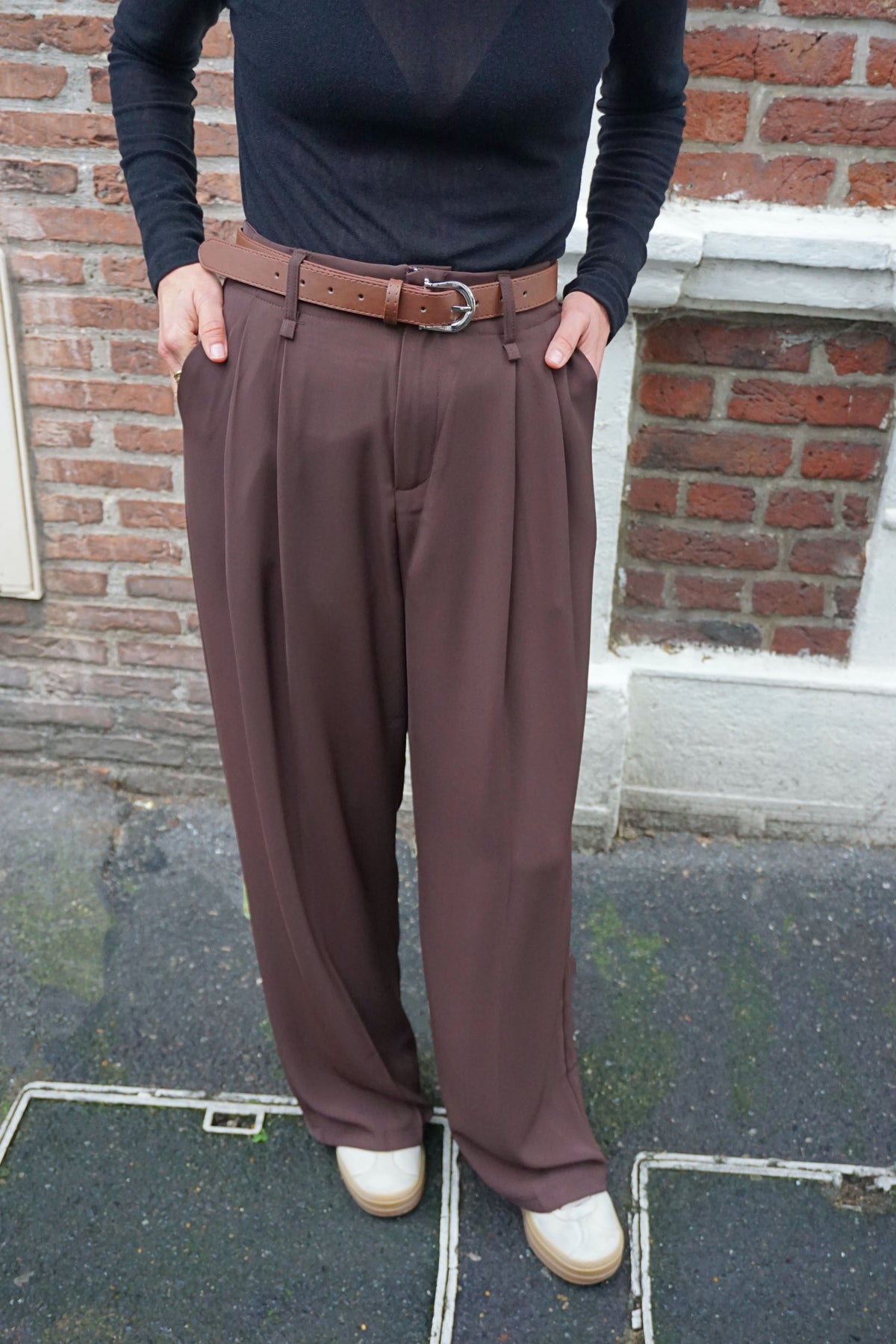 Pantalon droit style tailleur marron chocolat