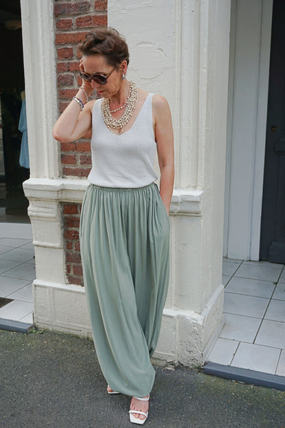 Pantalon fluide bouffant resserré kaki