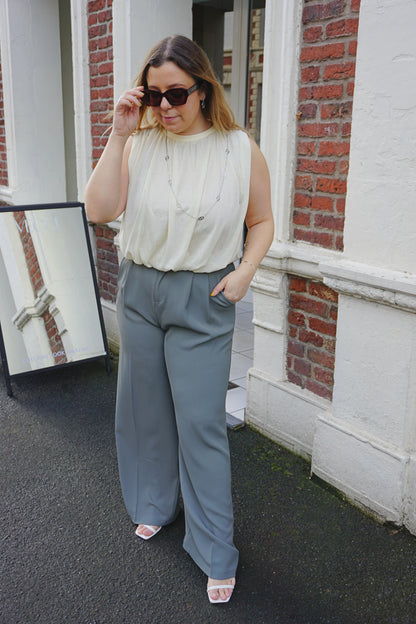 Pantalon tailleur vert sauge wide leg