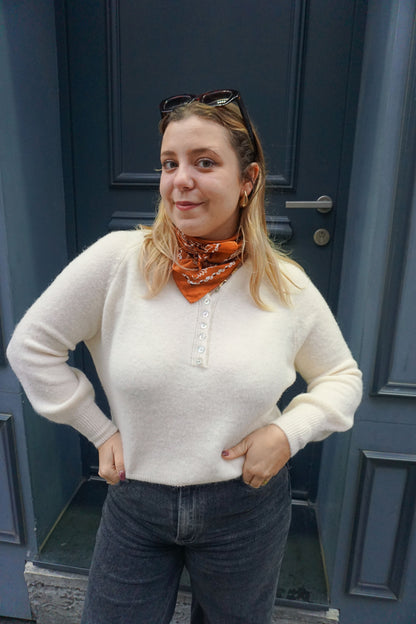 Pull alpaga crème à boutons