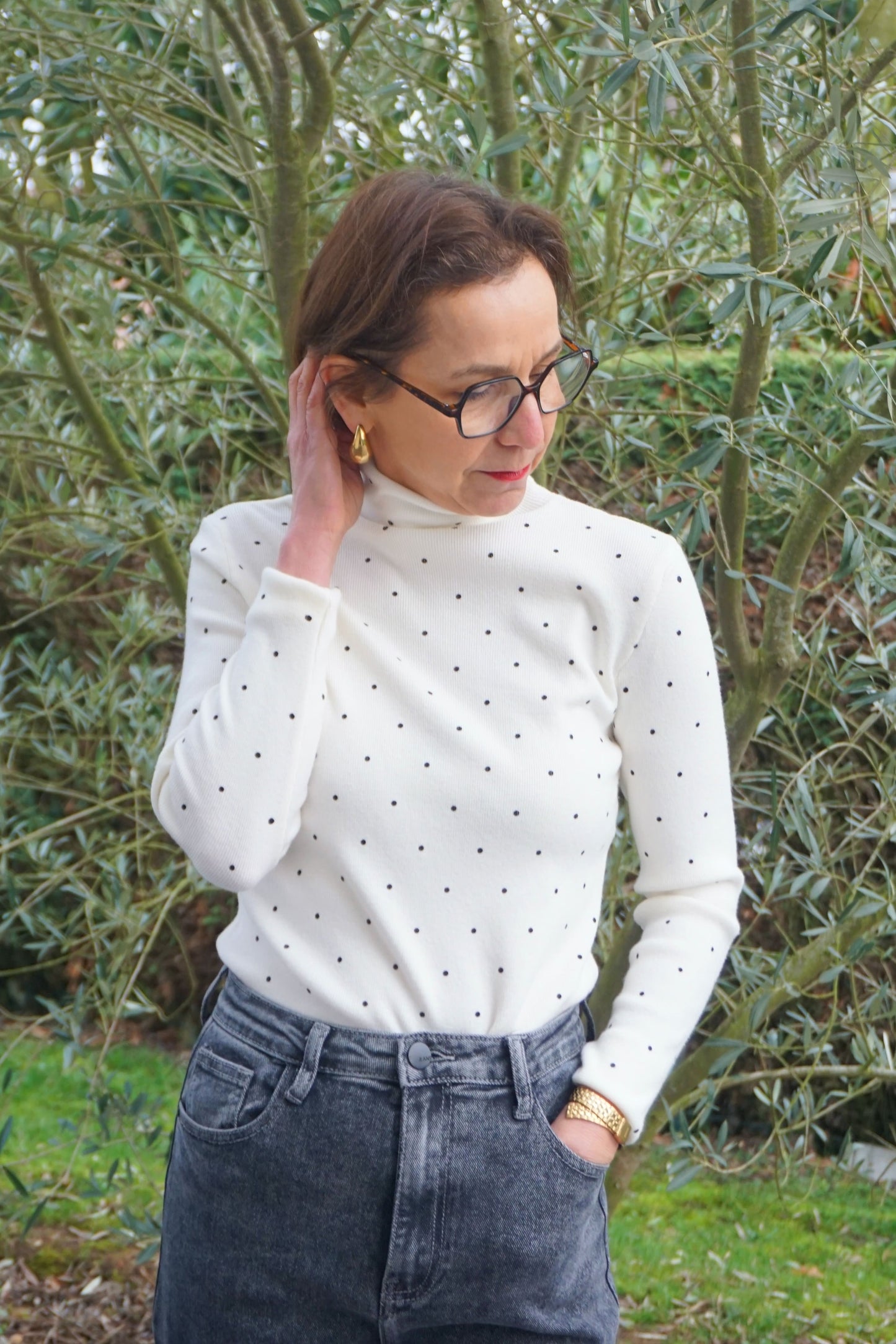Pull col roulé crème pois noirs
