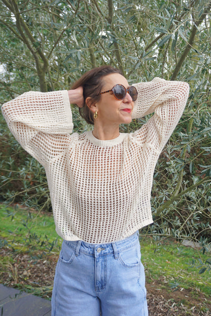 Pull crème en crochet