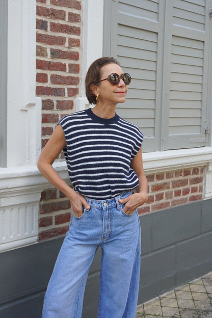 Pull sans manches rayé bleu marine