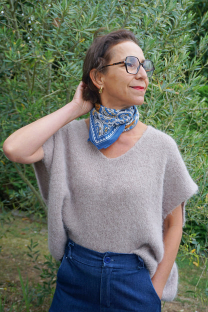 Pull taupe alpaga manches courtes