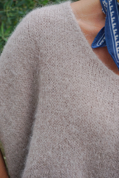Pull taupe alpaga manches courtes