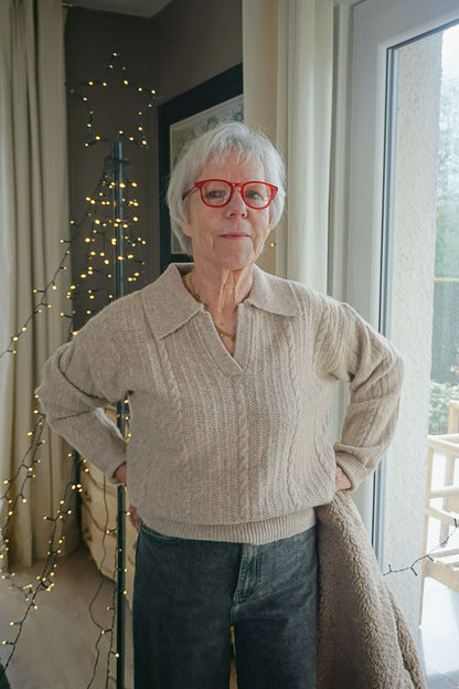 Pull tricot col V beige