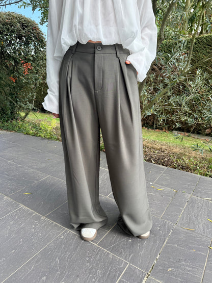 Pantalon tailleur kaki wide leg