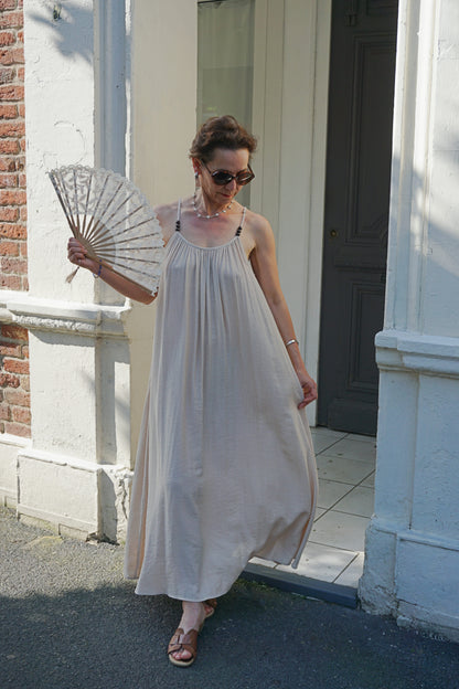 Robe longue crème bretelles perles