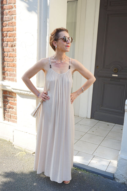 Robe longue crème bretelles perles