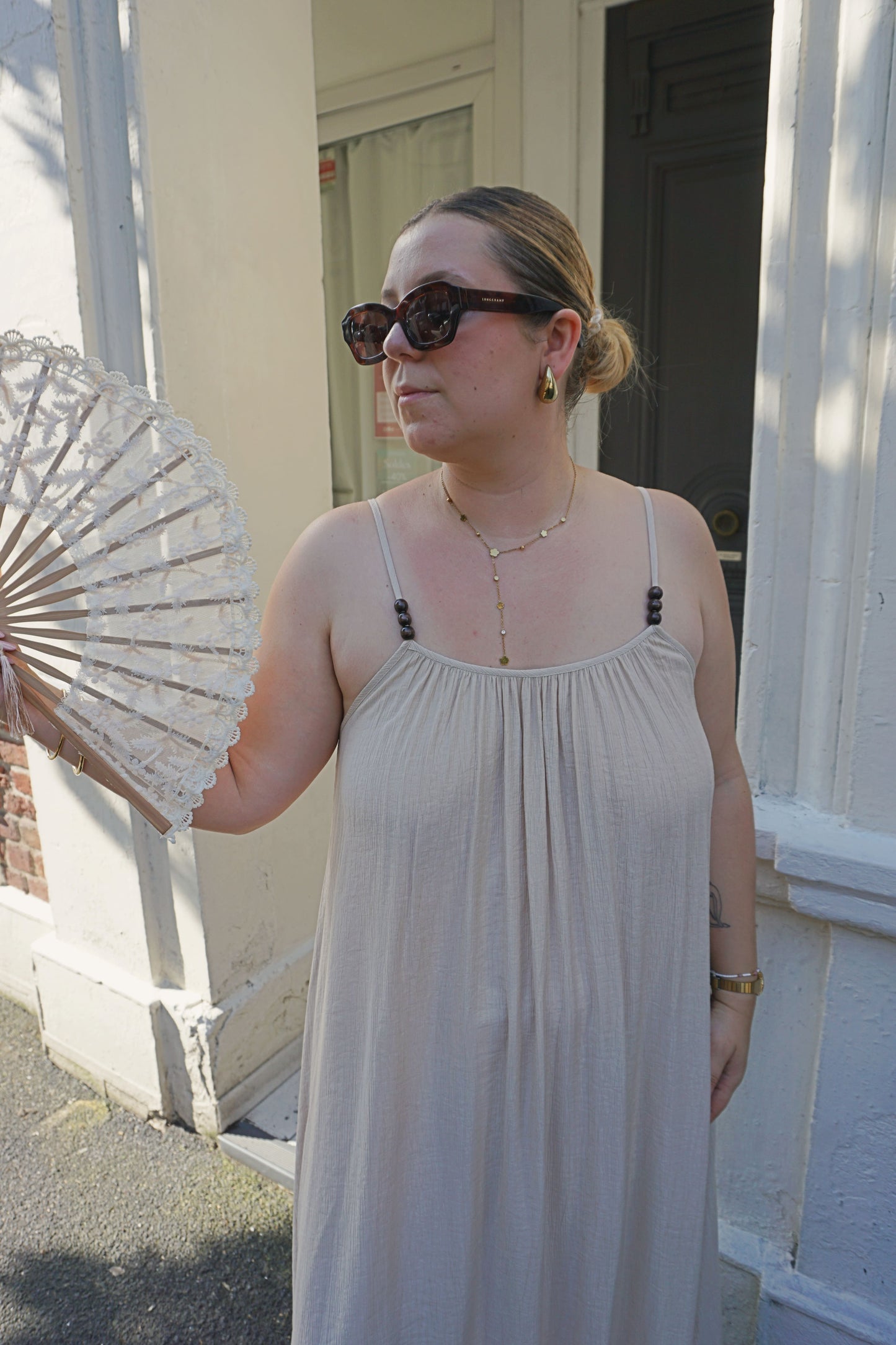 Robe longue crème bretelles perles
