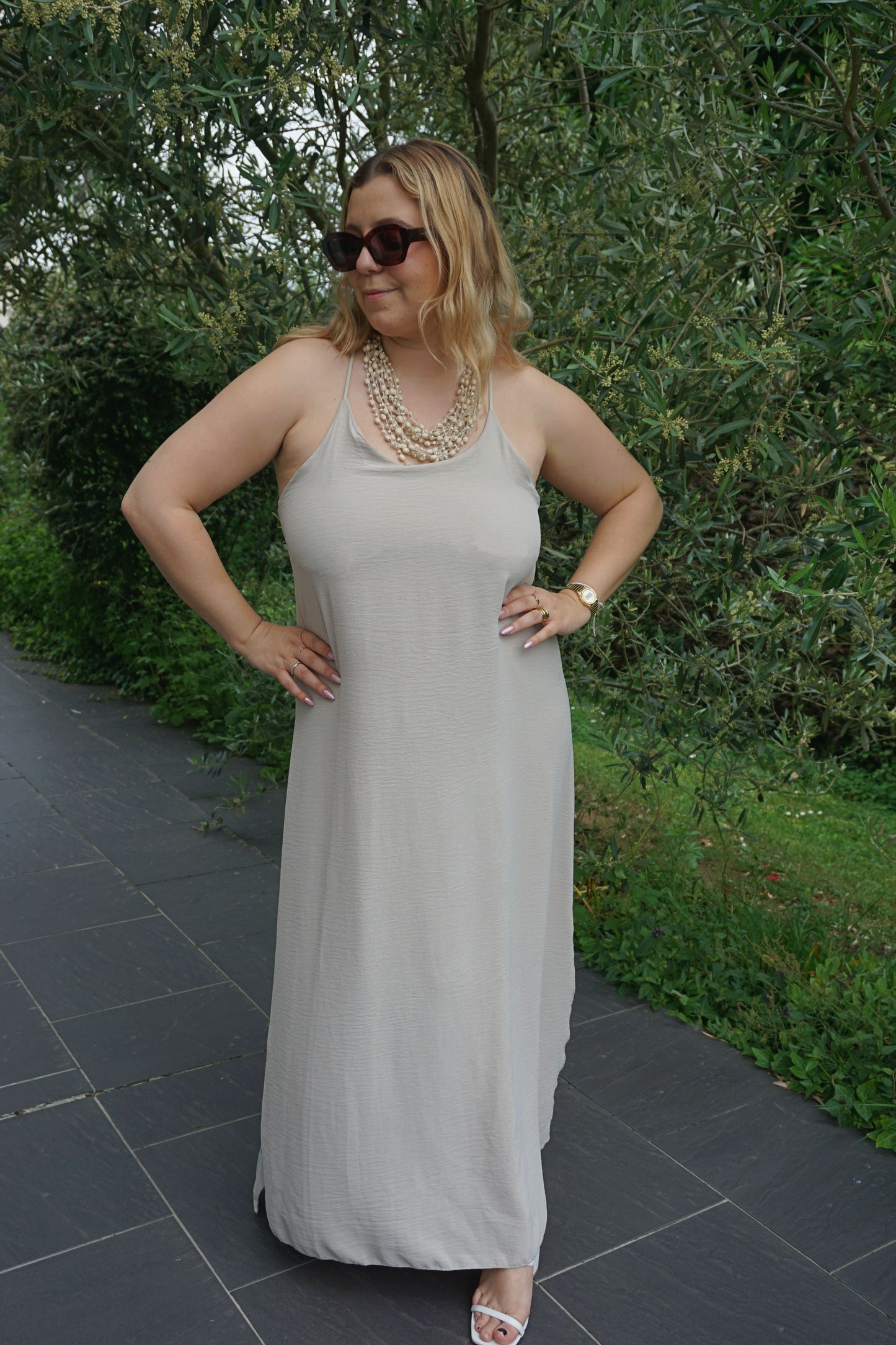 Robe longue crème fines bretelles