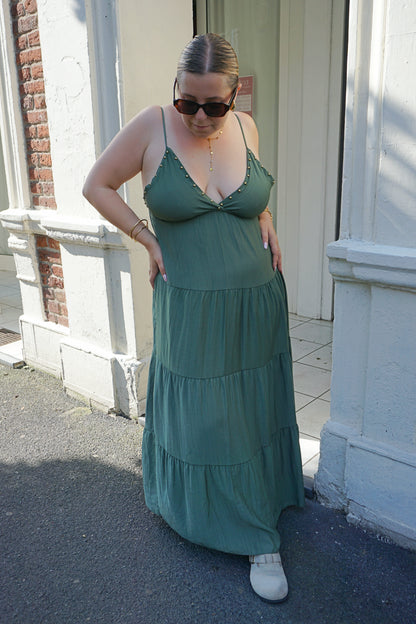 Robe longue kaki à clous
