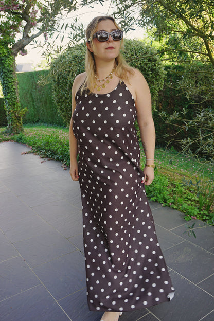 Robe longue marron à pois fines bretelles