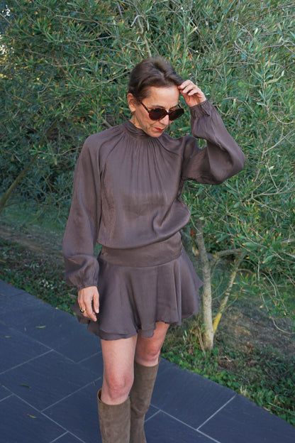 Robe marron glacé fluide bouffante