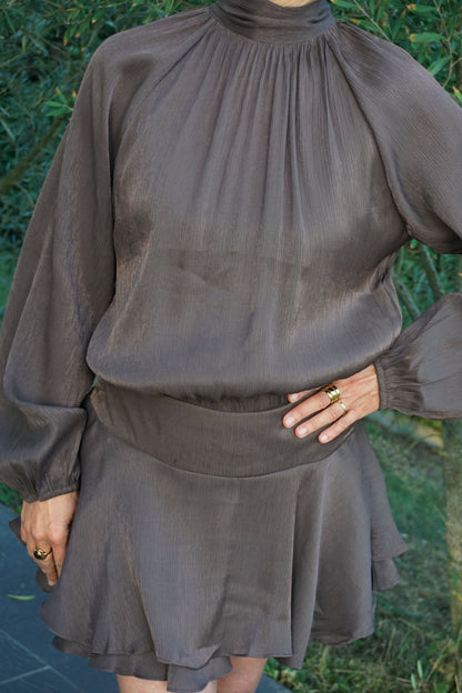 Robe marron glacé fluide bouffante