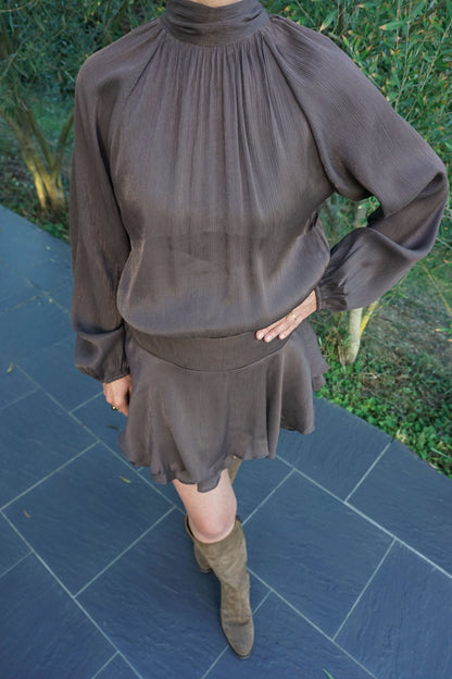 Robe marron glacé fluide bouffante