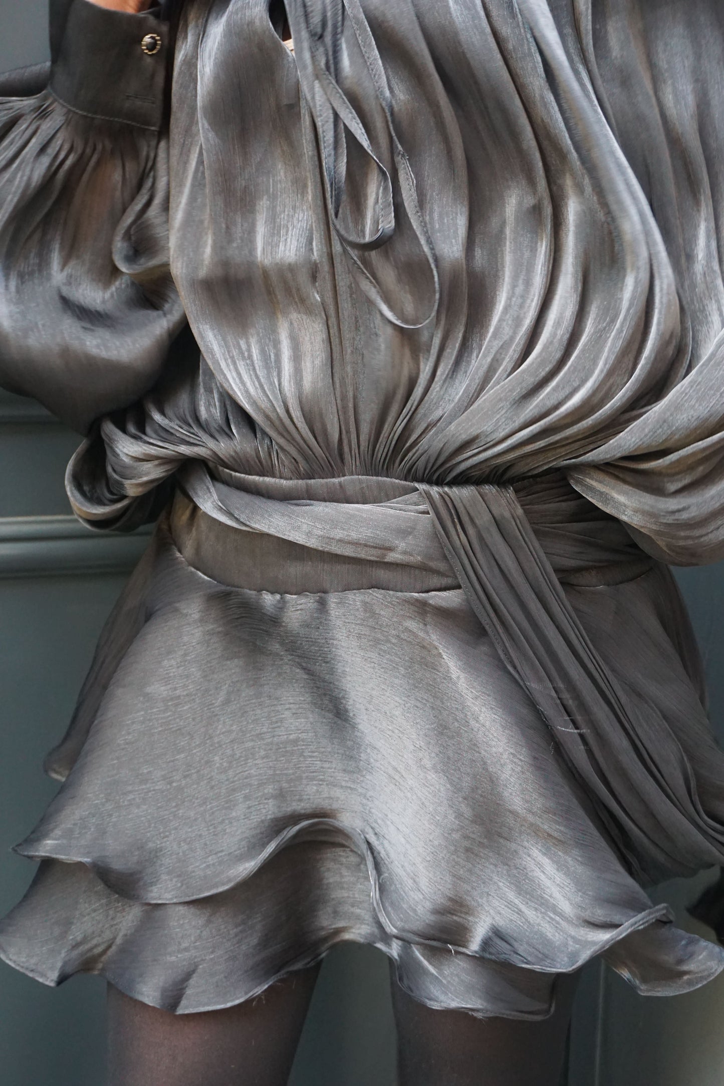 Robe noire bouffante avec short