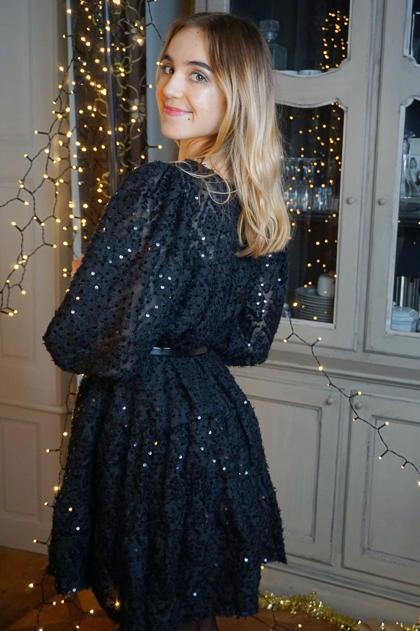 Robe noire Babydoll à sequins