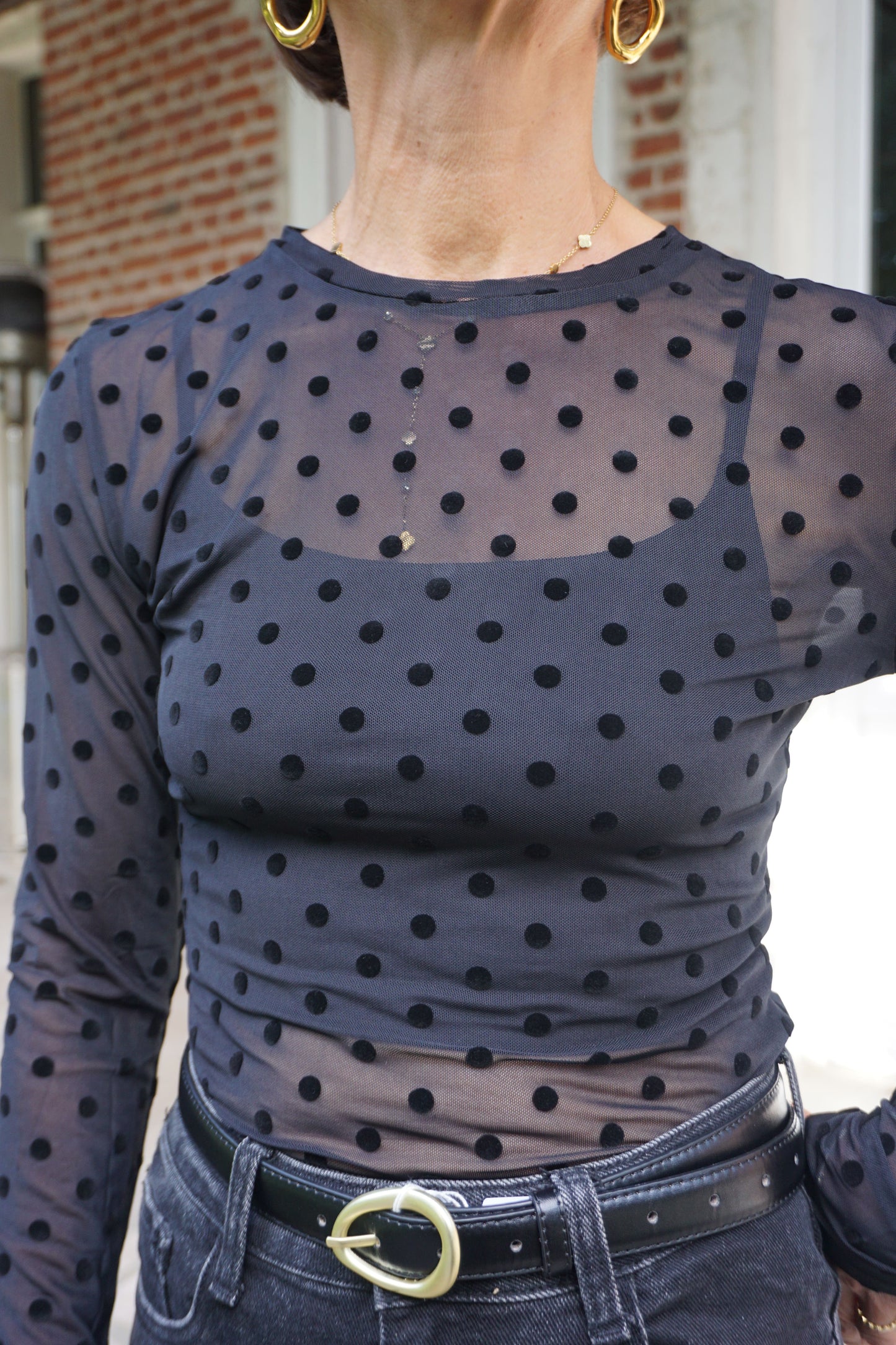 Top transparent noir à pois