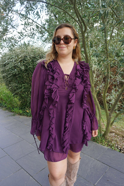 Robe prune violette à volants