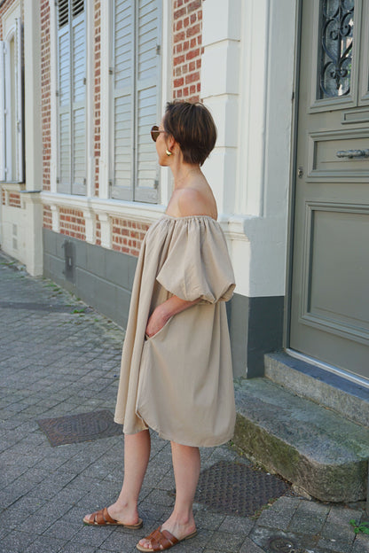Robe taupe ballon courte avec lin