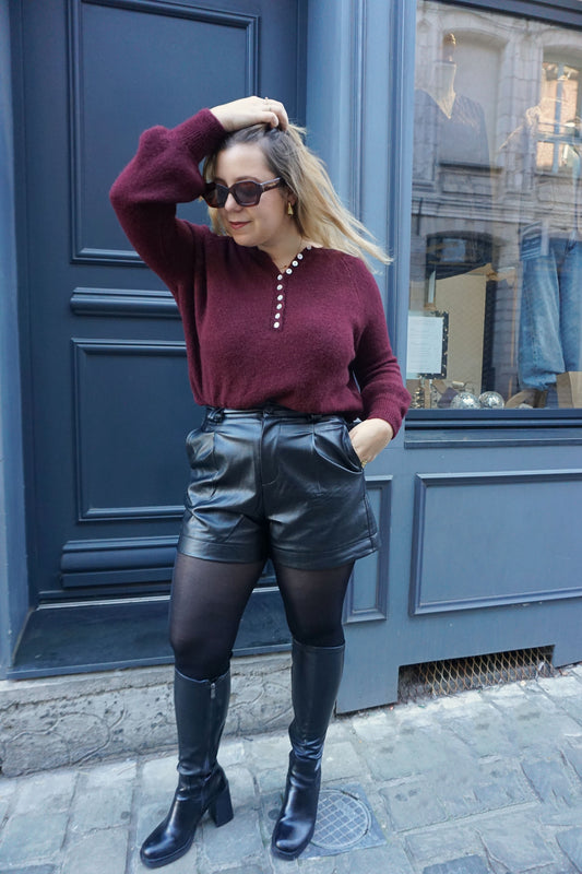 Short similicuir noir